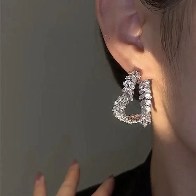 ARETES: Corazón adiamantado 💎🤍
